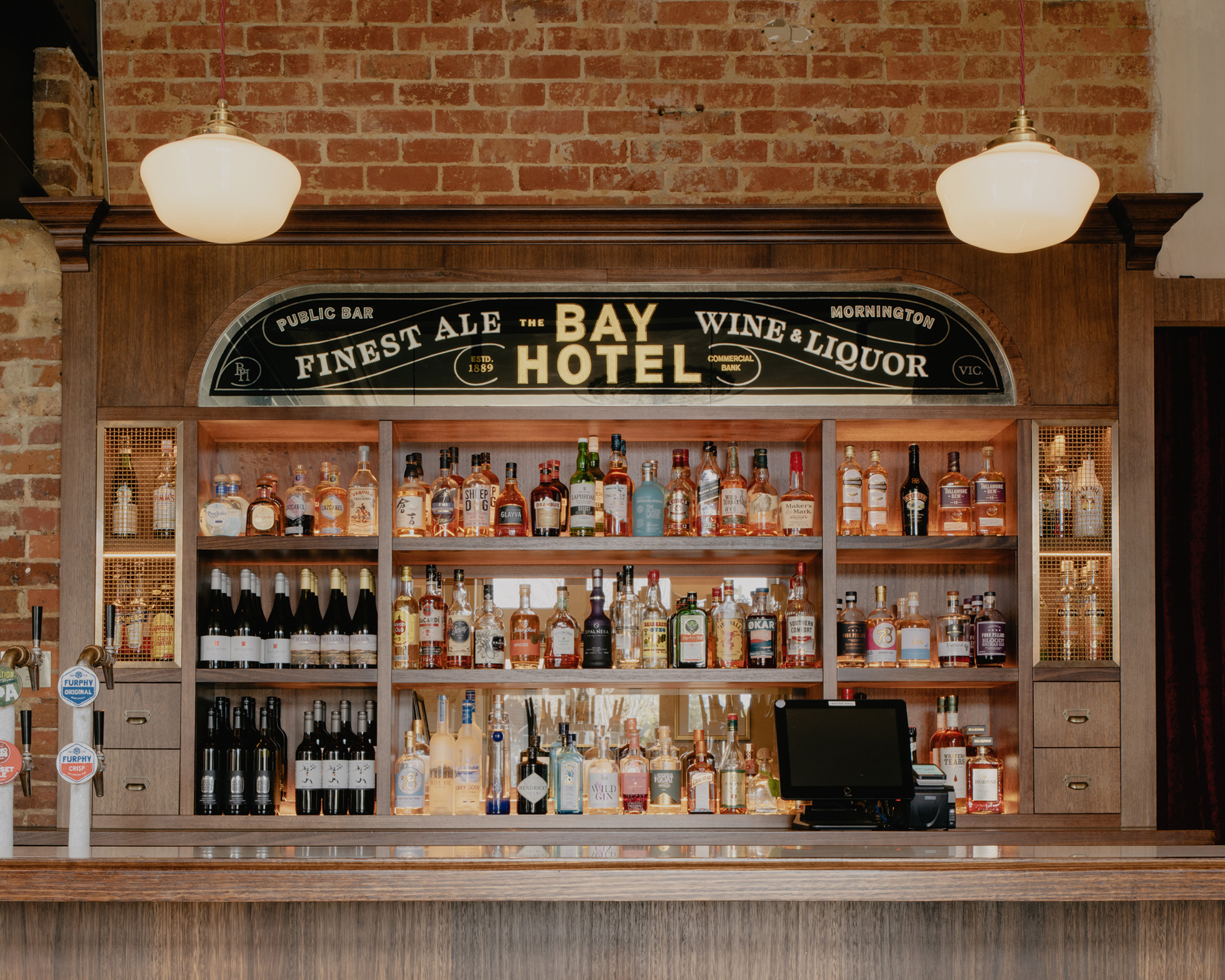 The Bay Hotel Mornington